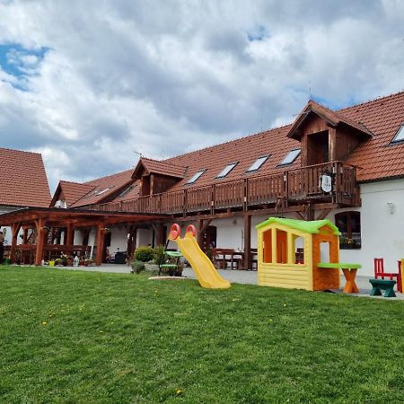 Penzion U Farmare Chotoviny Luaran gambar