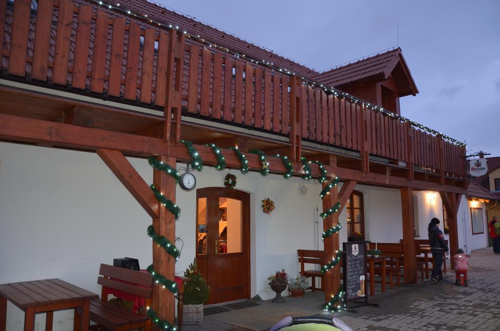 Penzion U Farmare Chotoviny Luaran gambar